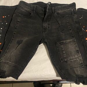 Forever 21 Men's Black Distressed Skinny Jeans